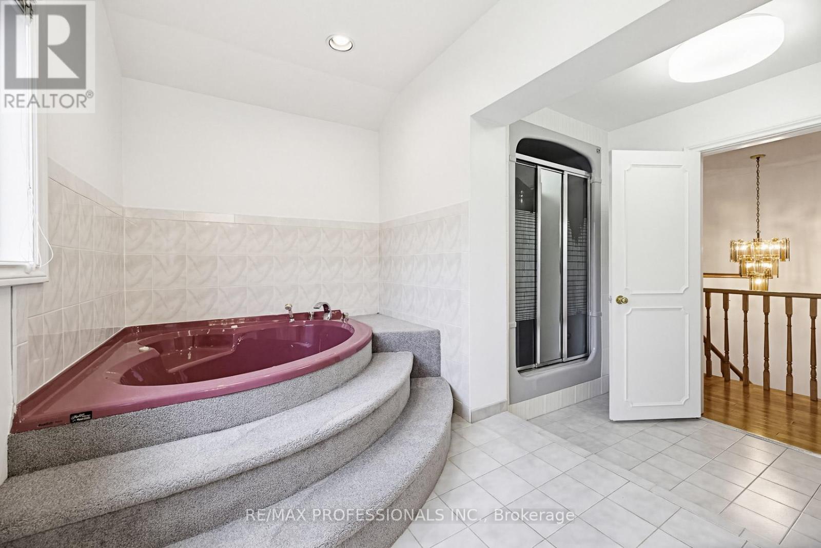 26 Neilor Crescent, Toronto (markland Wood), Ontario