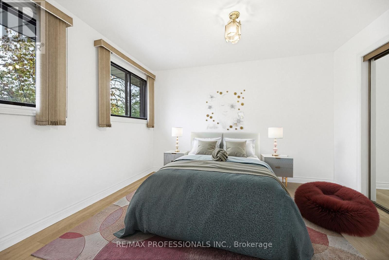 26 Neilor Crescent, Toronto (markland Wood), Ontario