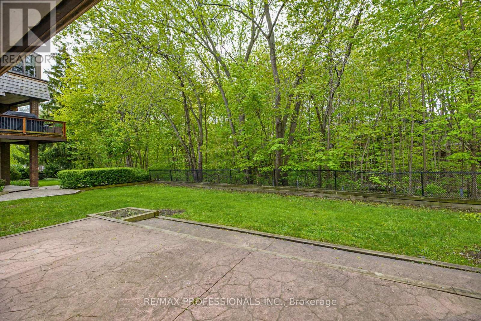 26 Neilor Crescent, Toronto (markland Wood), Ontario