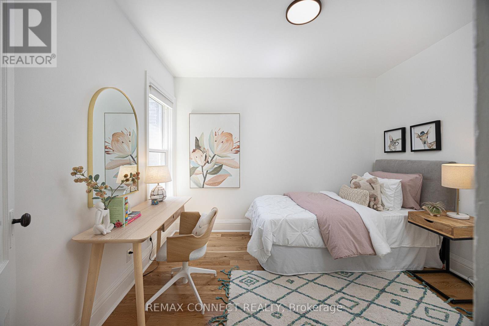 29 Howard Park Avenue, Toronto (roncesvalles), Ontario