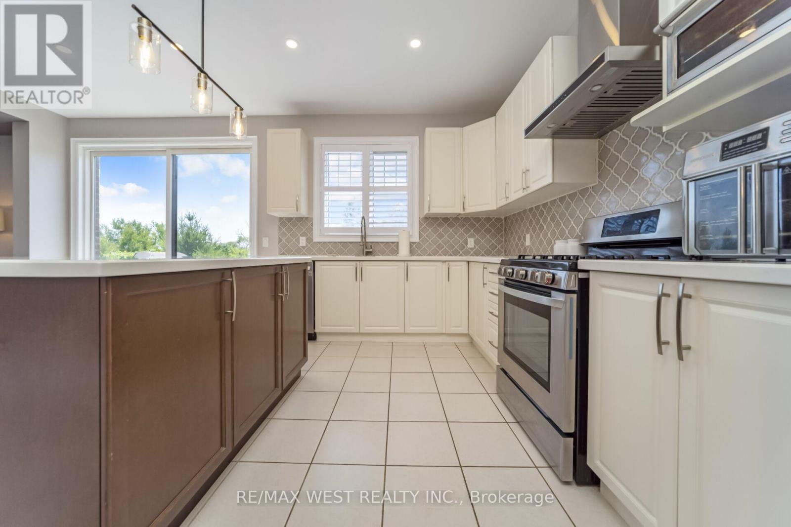 207 Symington Avenue, Oshawa (windfields), Ontario