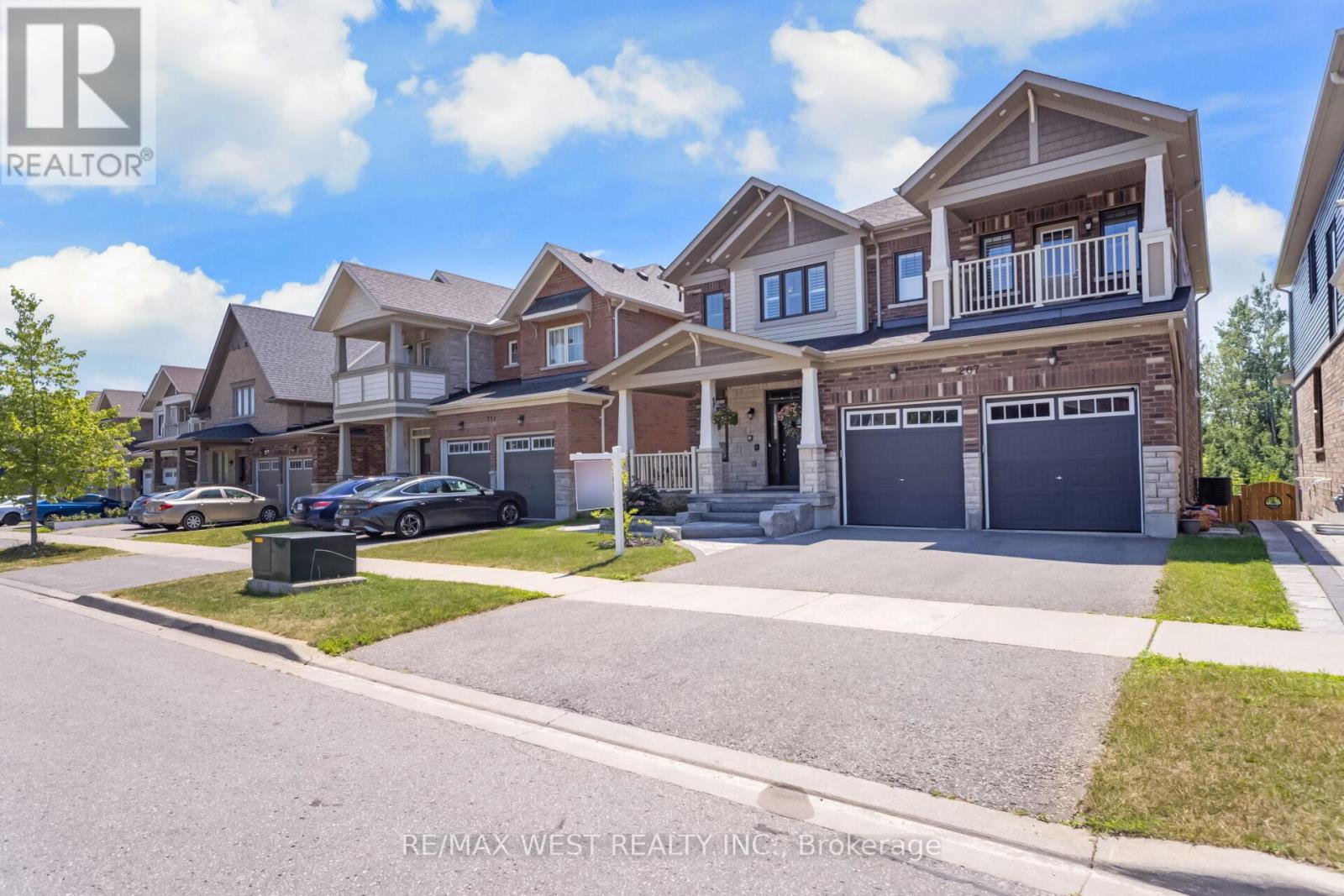 207 Symington Avenue, Oshawa (windfields), Ontario