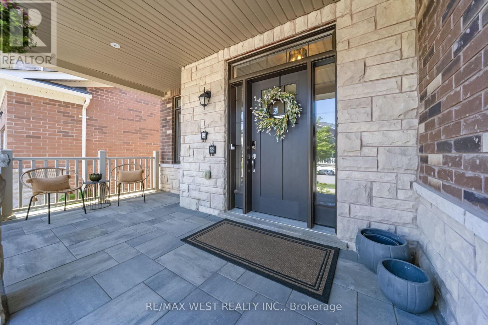 207 Symington Avenue, Oshawa (windfields), Ontario