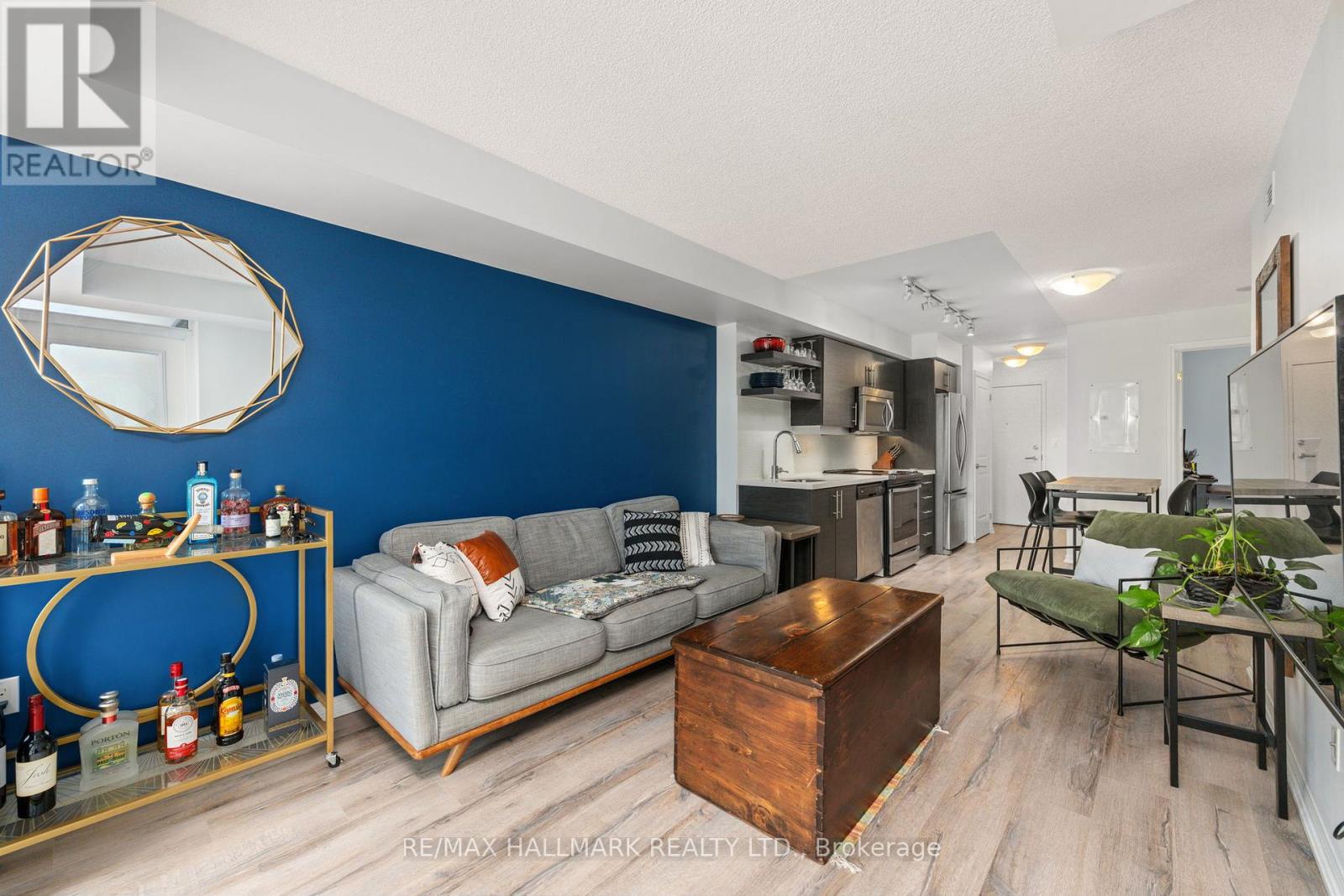 819 - 400 Adelaide Street E, Toronto (moss Park), Ontario