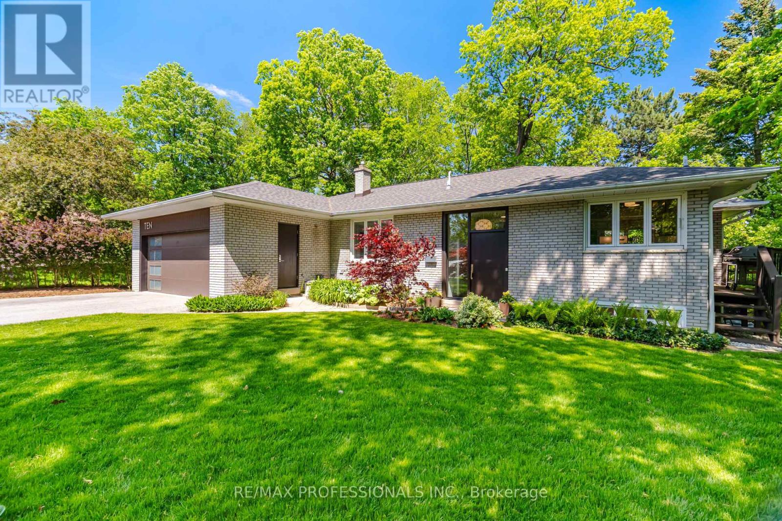 10 Cosway Court, Toronto (markland Wood), Ontario