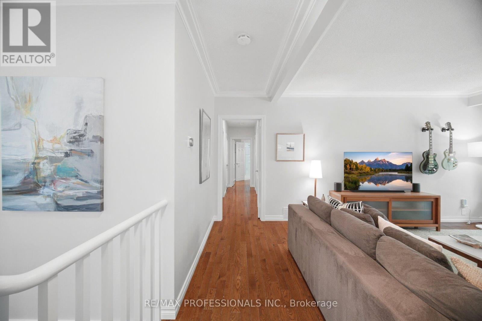 10 Cosway Court, Toronto (markland Wood), Ontario