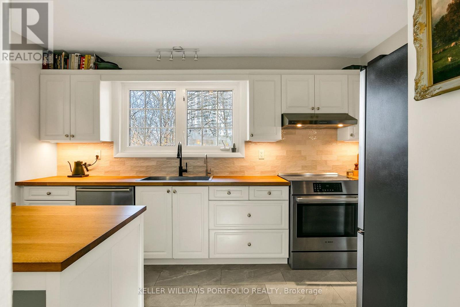 88 Sabrina Dr Drive, Toronto (willowridge-martingrove-richview), Ontario