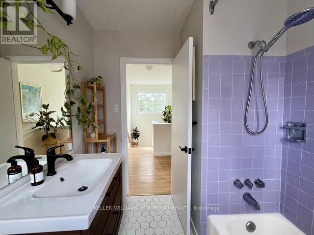 88 Sabrina Dr Drive, Toronto (willowridge-martingrove-richview), Ontario