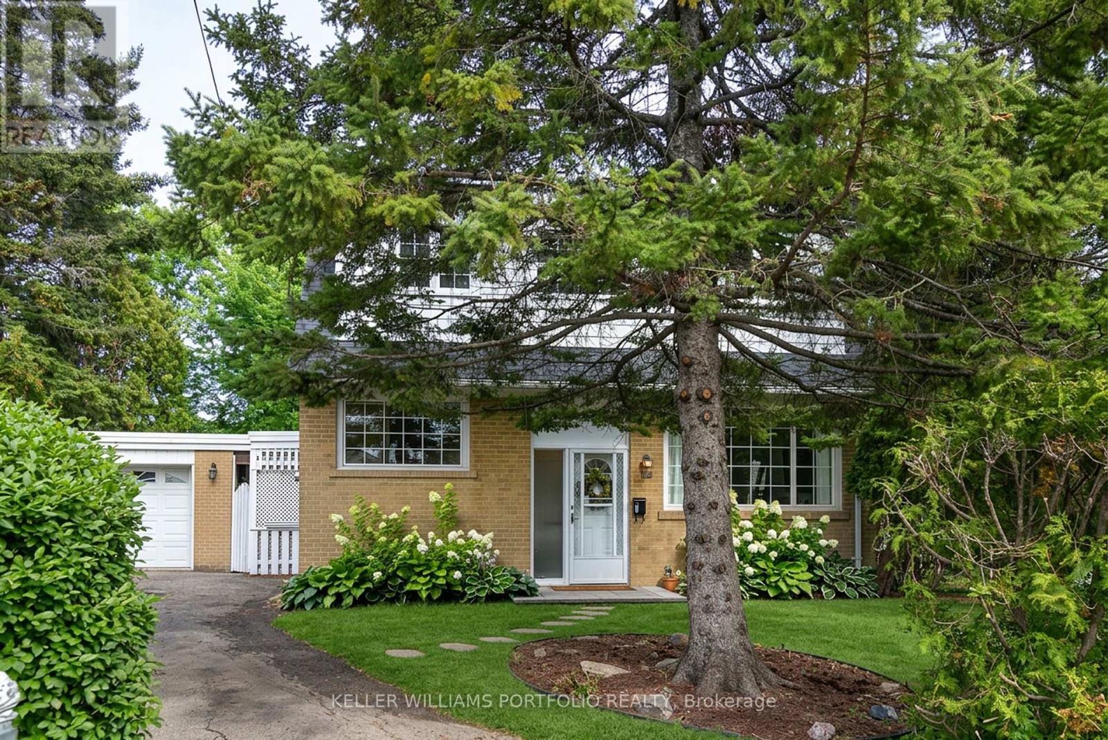 88 Sabrina Dr Drive, Toronto (willowridge-martingrove-richview), Ontario