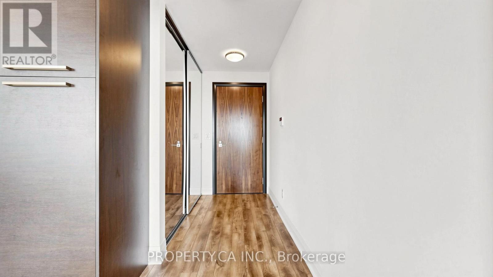 2203 - 36 Park Lawn Road, Toronto (mimico), Ontario