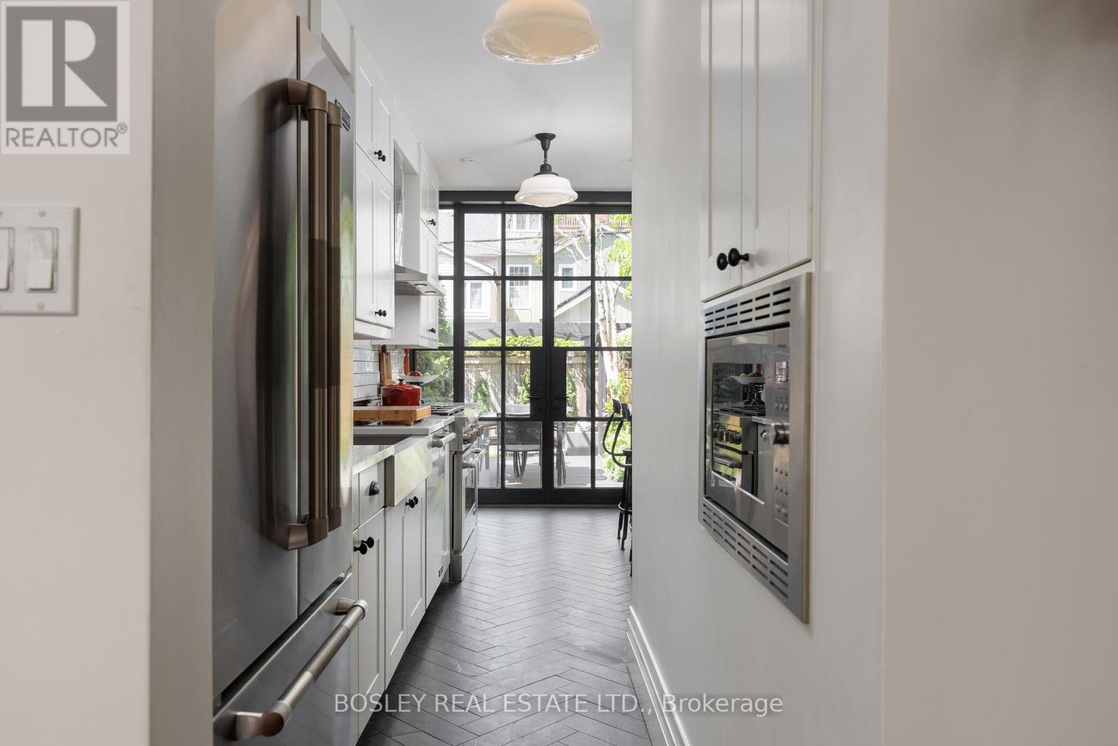 356 Ontario Street, Toronto (moss Park), Ontario
