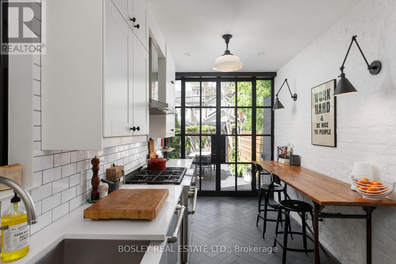 356 Ontario Street, Toronto (moss Park), Ontario