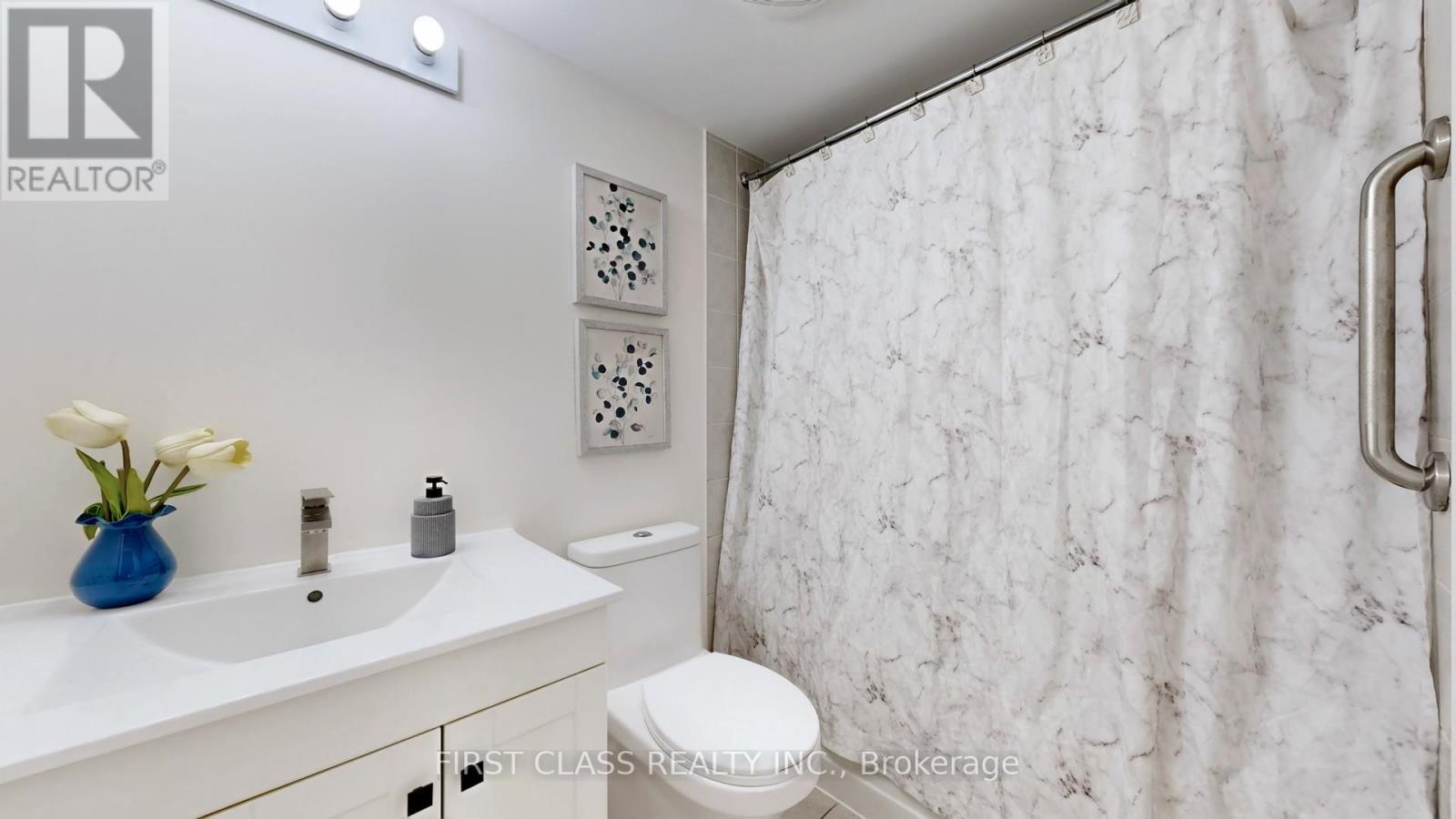 1112 - 68 Grangeway Avenue, Toronto (woburn), Ontario