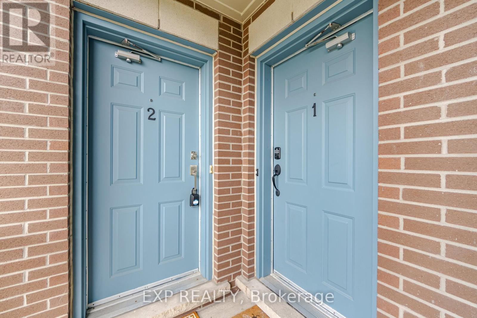 2 - 110 Caledonia Park Road, Toronto (corso Italia-davenport), Ontario