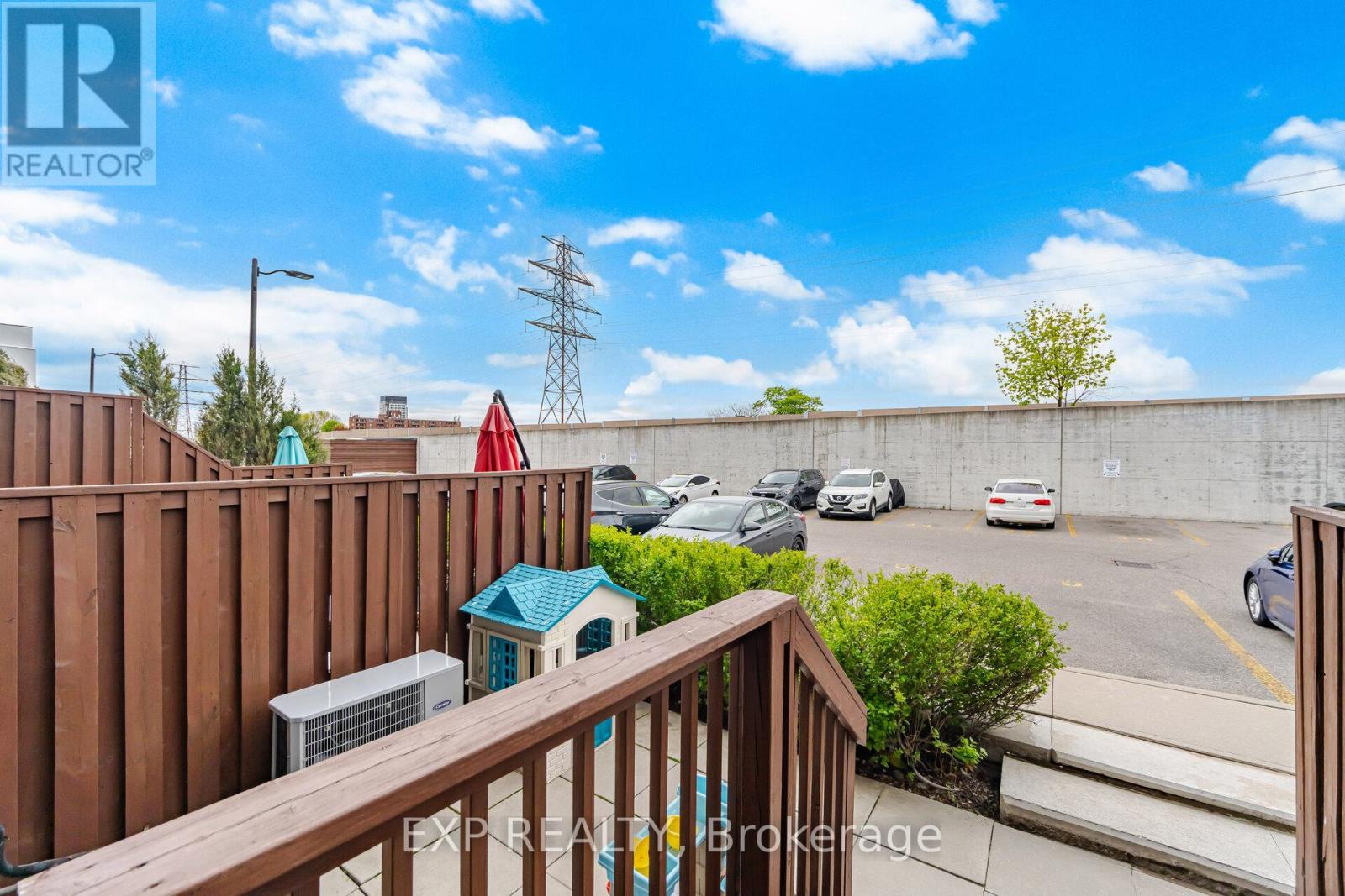 2 - 110 Caledonia Park Road, Toronto (corso Italia-davenport), Ontario