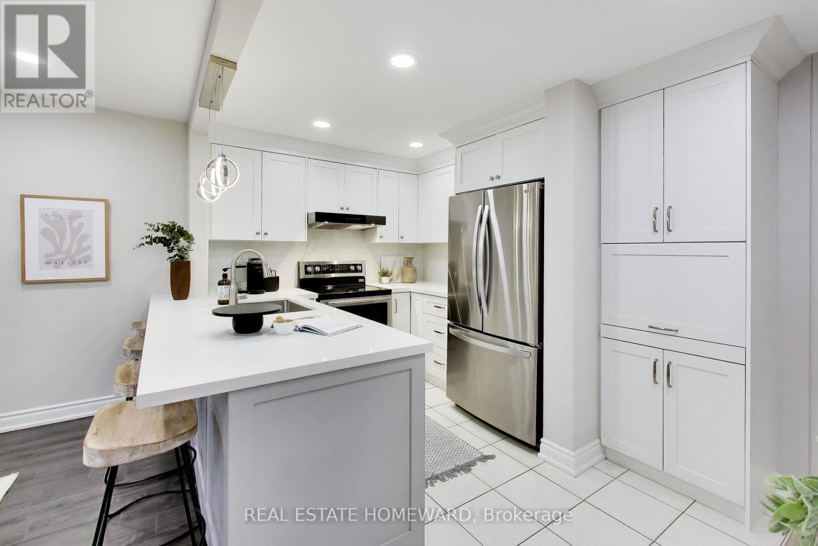 B16 - 108 Finch Avenue W, Toronto (newtonbrook West), Ontario