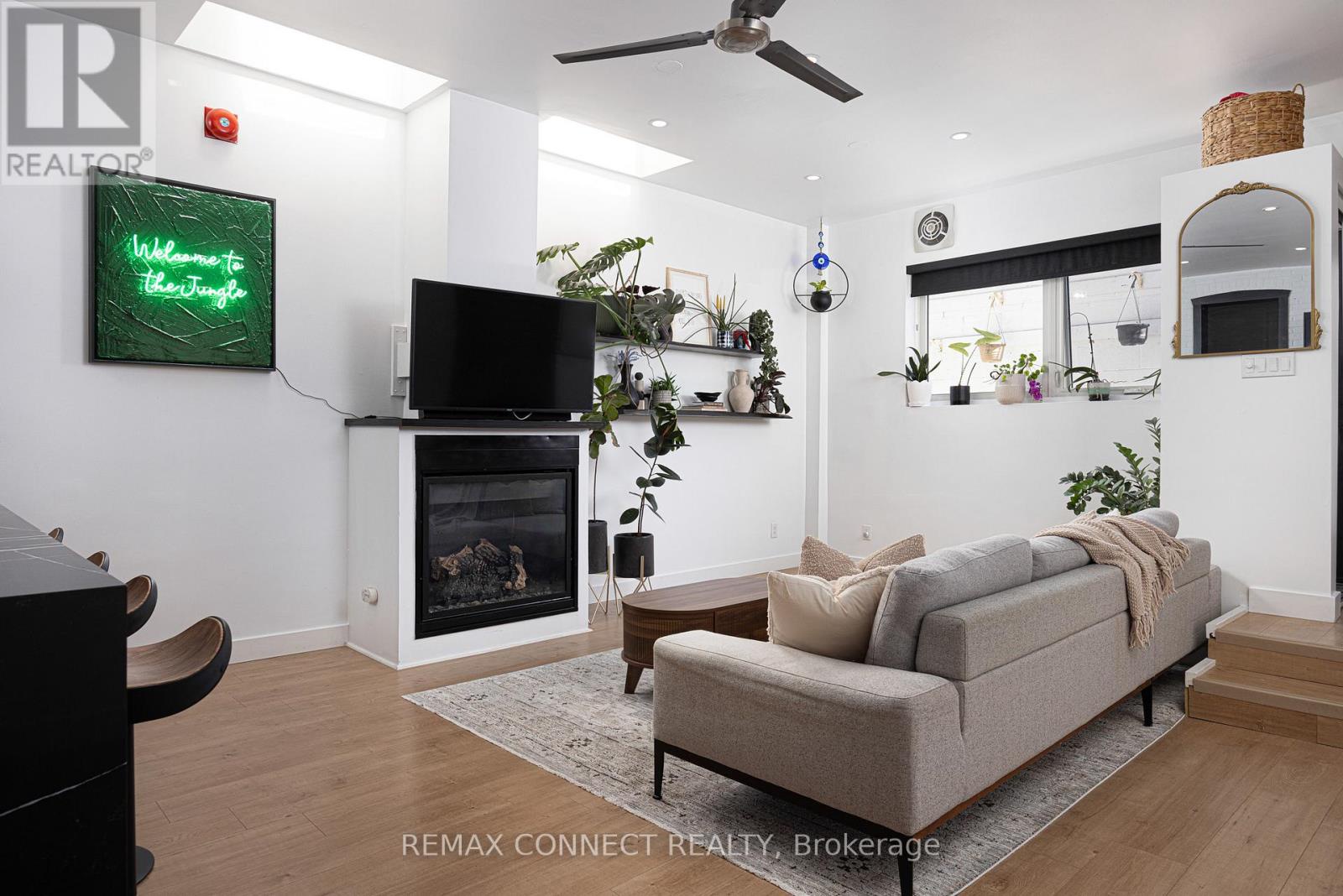 106 - 99 Coleman Avenue, Toronto (east End-danforth), Ontario