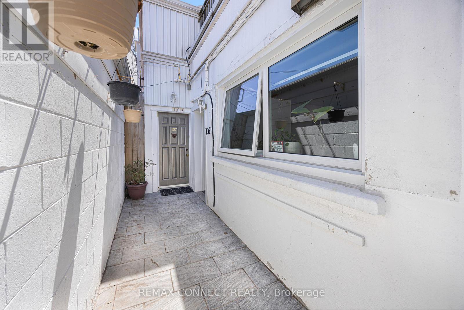 106 - 99 Coleman Avenue, Toronto (east End-danforth), Ontario