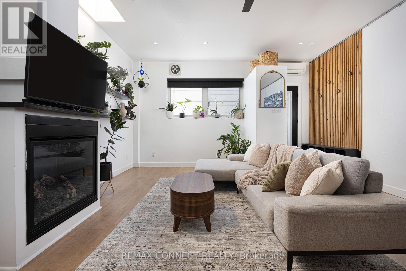 106 - 99 Coleman Avenue, Toronto (east End-danforth), Ontario