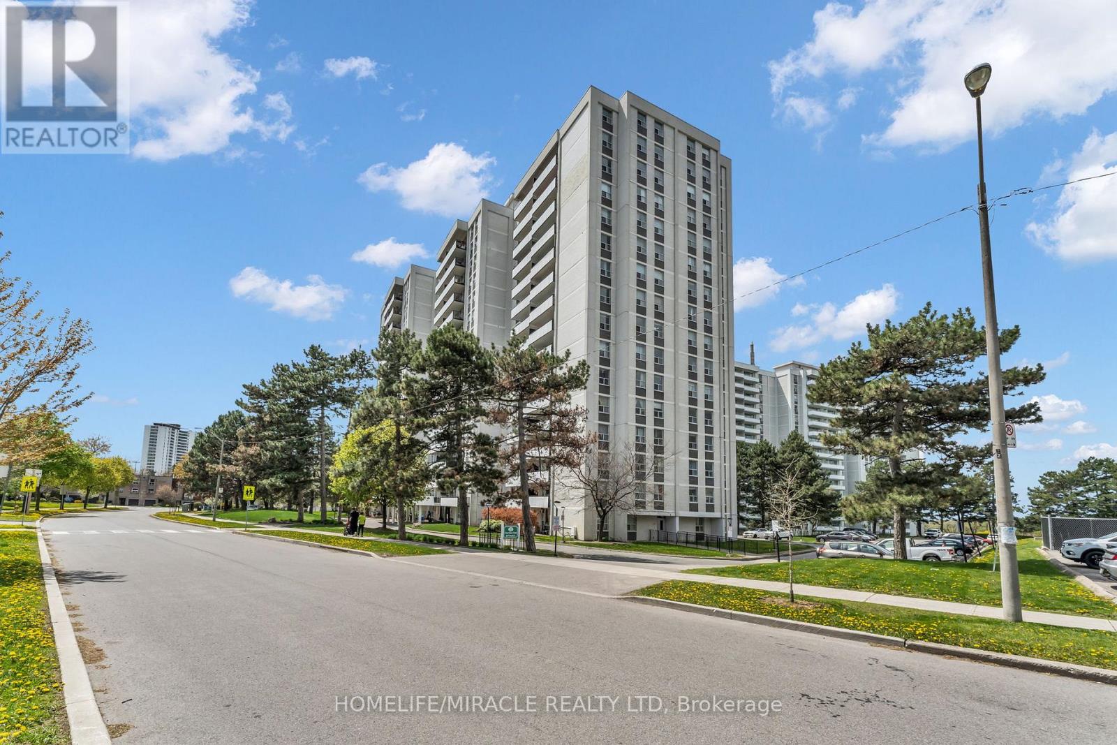 1611 - 20 Forest Manor Road, Toronto (henry Farm), Ontario