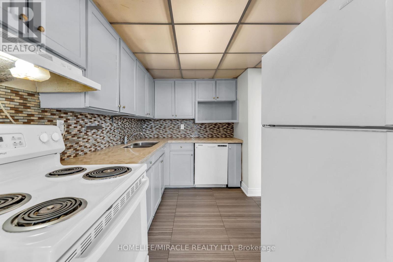 1611 - 20 Forest Manor Road, Toronto (henry Farm), Ontario