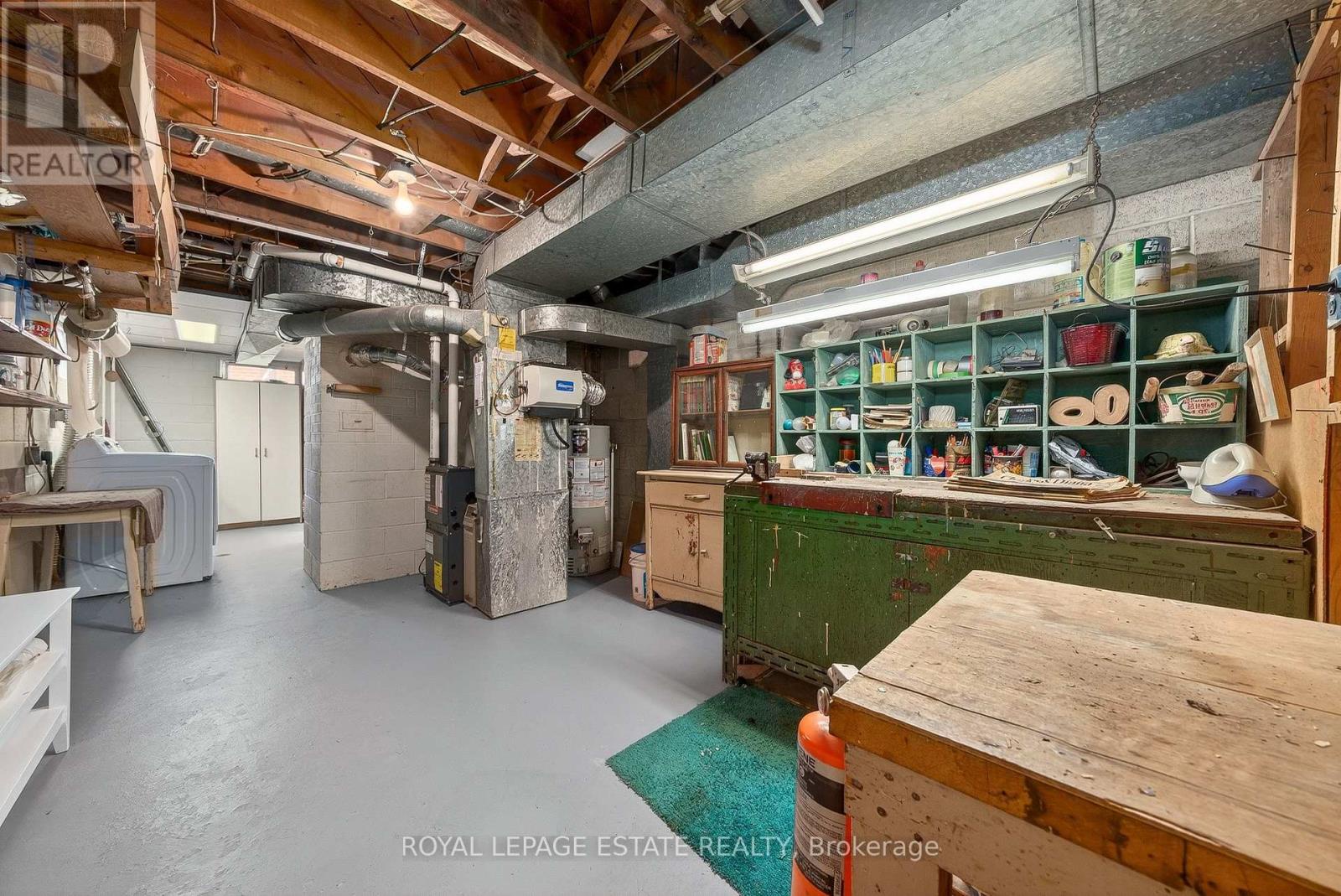 8 Wallbridge Court, Toronto (willowdale West), Ontario