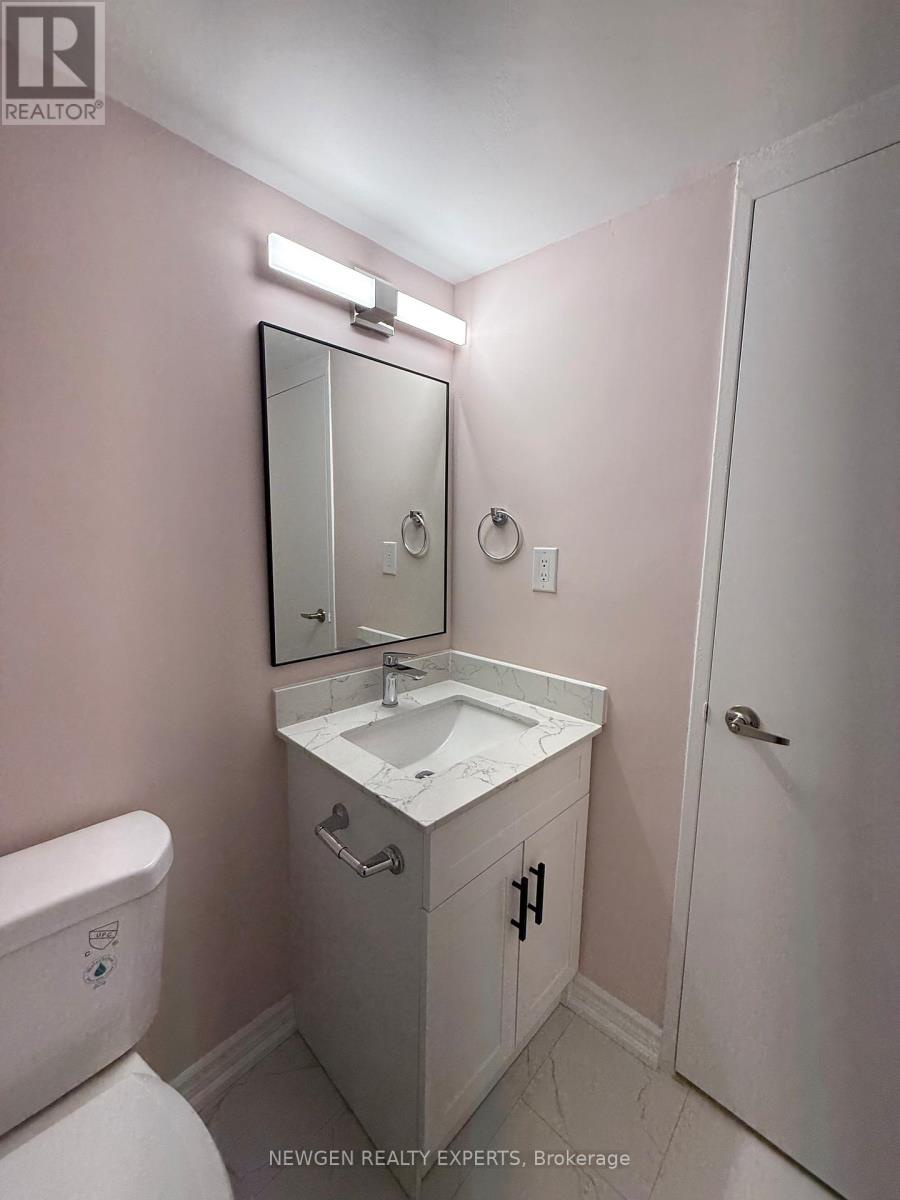 502 - 3 Massey Square, Toronto (crescent Town), Ontario