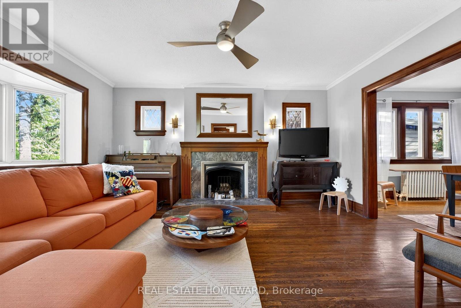 128 Glen Manor Drive, Toronto (the Beaches), Ontario