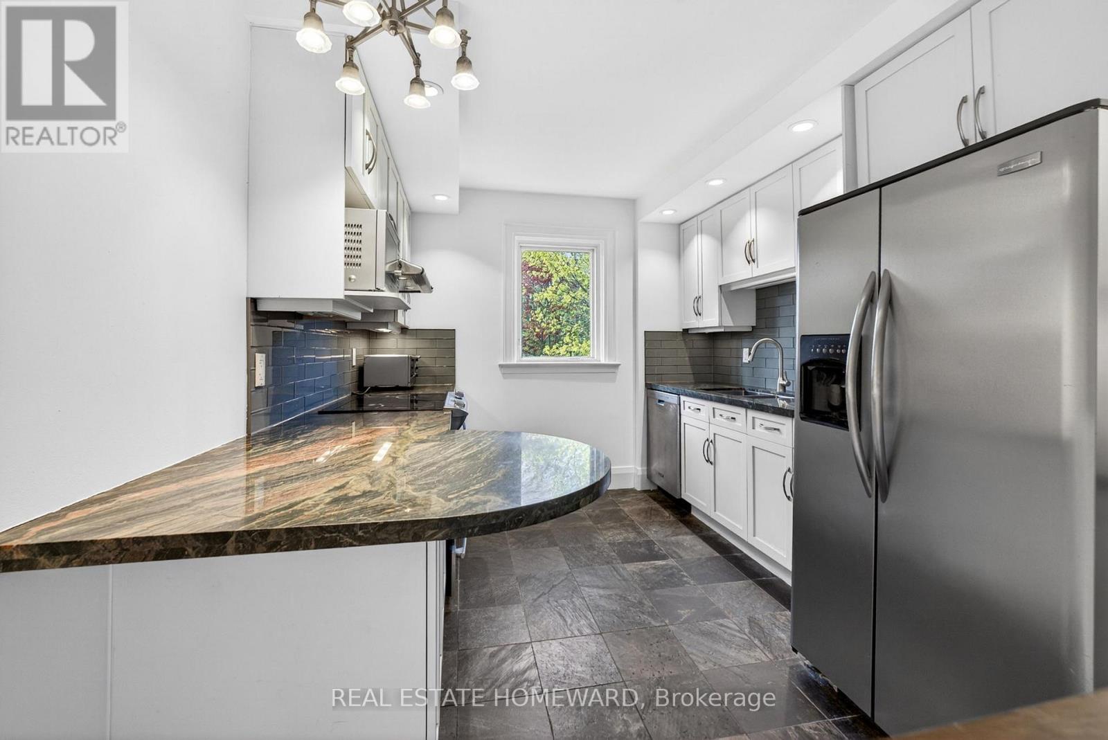 128 Glen Manor Drive, Toronto (the Beaches), Ontario