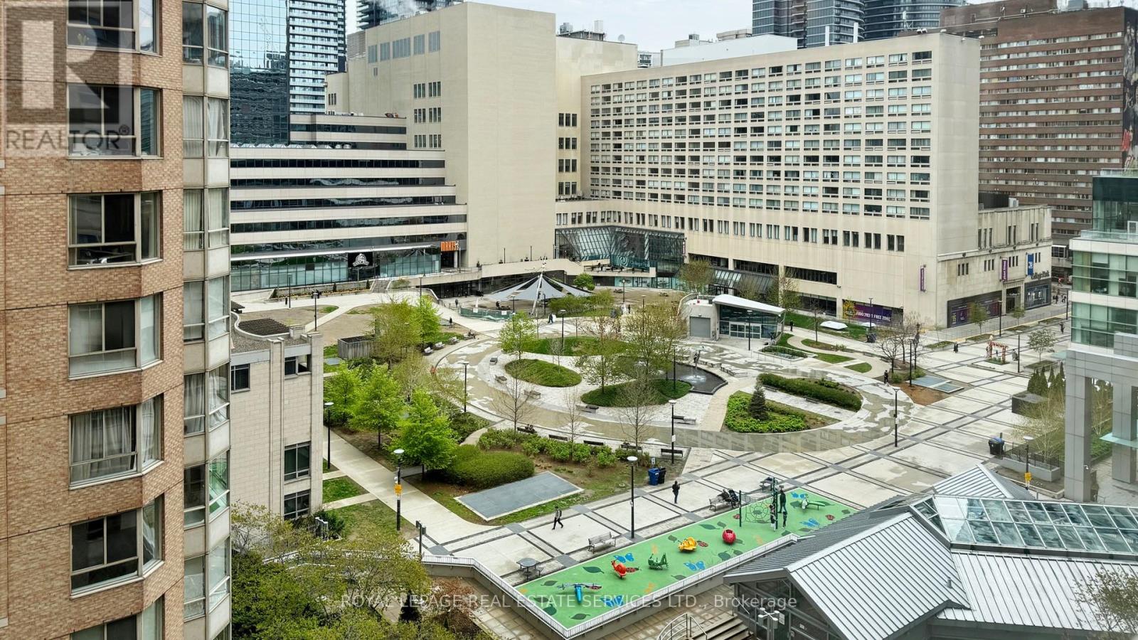 320 - 711 Bay Street, Toronto (bay Street Corridor), Ontario