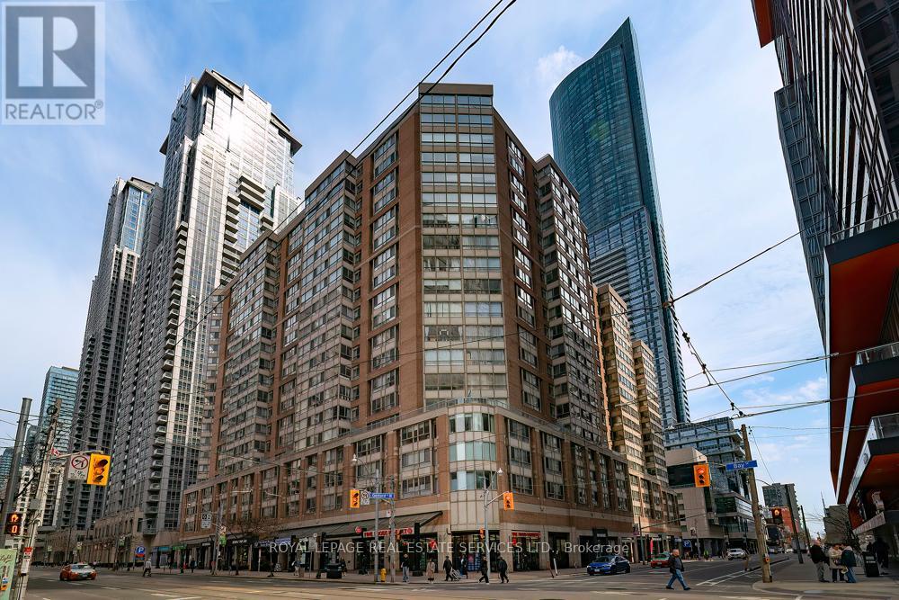 320 - 711 Bay Street, Toronto (bay Street Corridor), Ontario