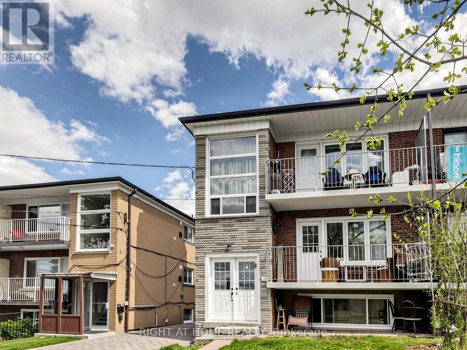 73 Garthdale Court, Toronto (bathurst Manor), Ontario