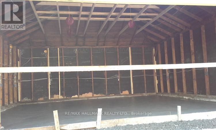 107r Woodfield Road, Toronto (greenwood-coxwell), Ontario