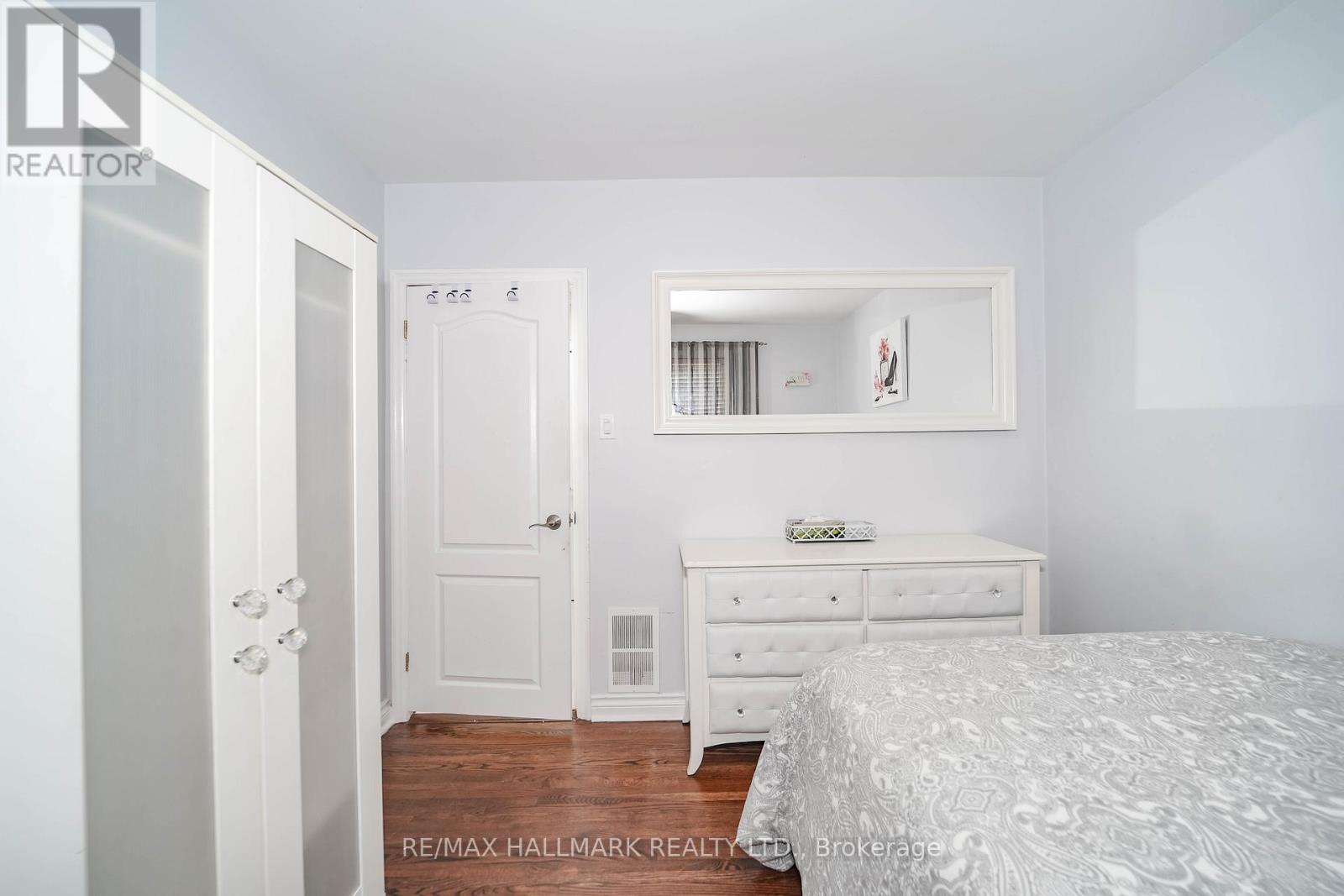 20 Elinor Avenue, Toronto (wexford-maryvale), Ontario