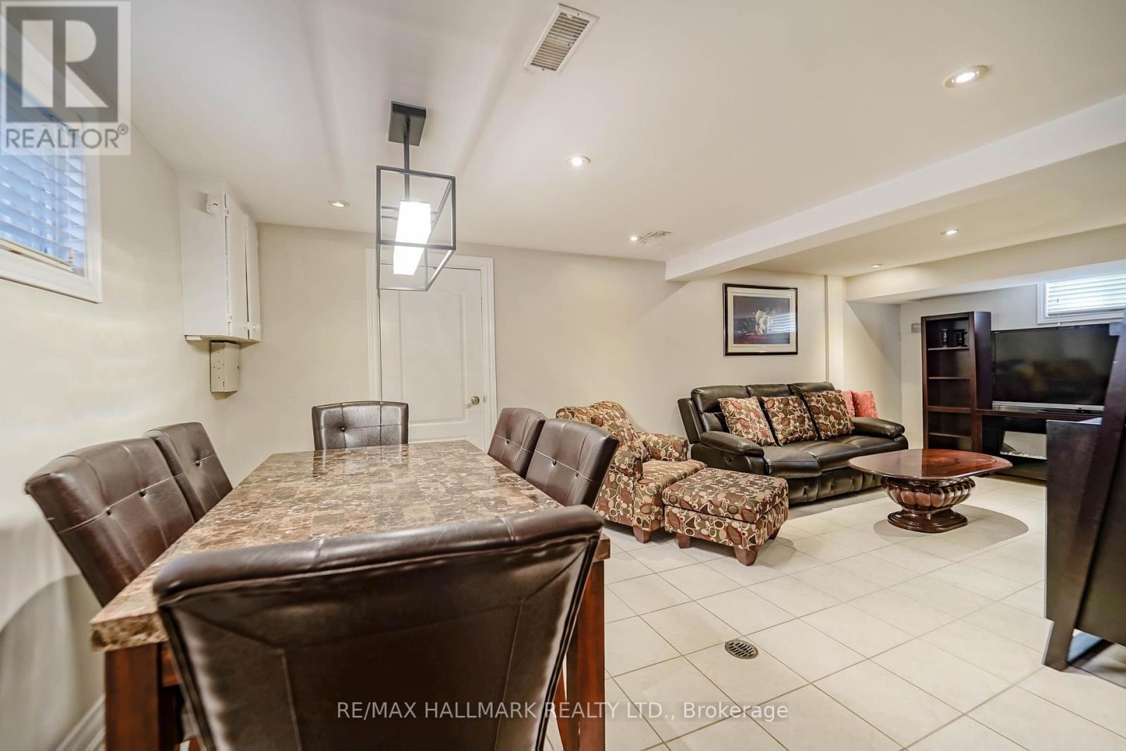 20 Elinor Avenue, Toronto (wexford-maryvale), Ontario