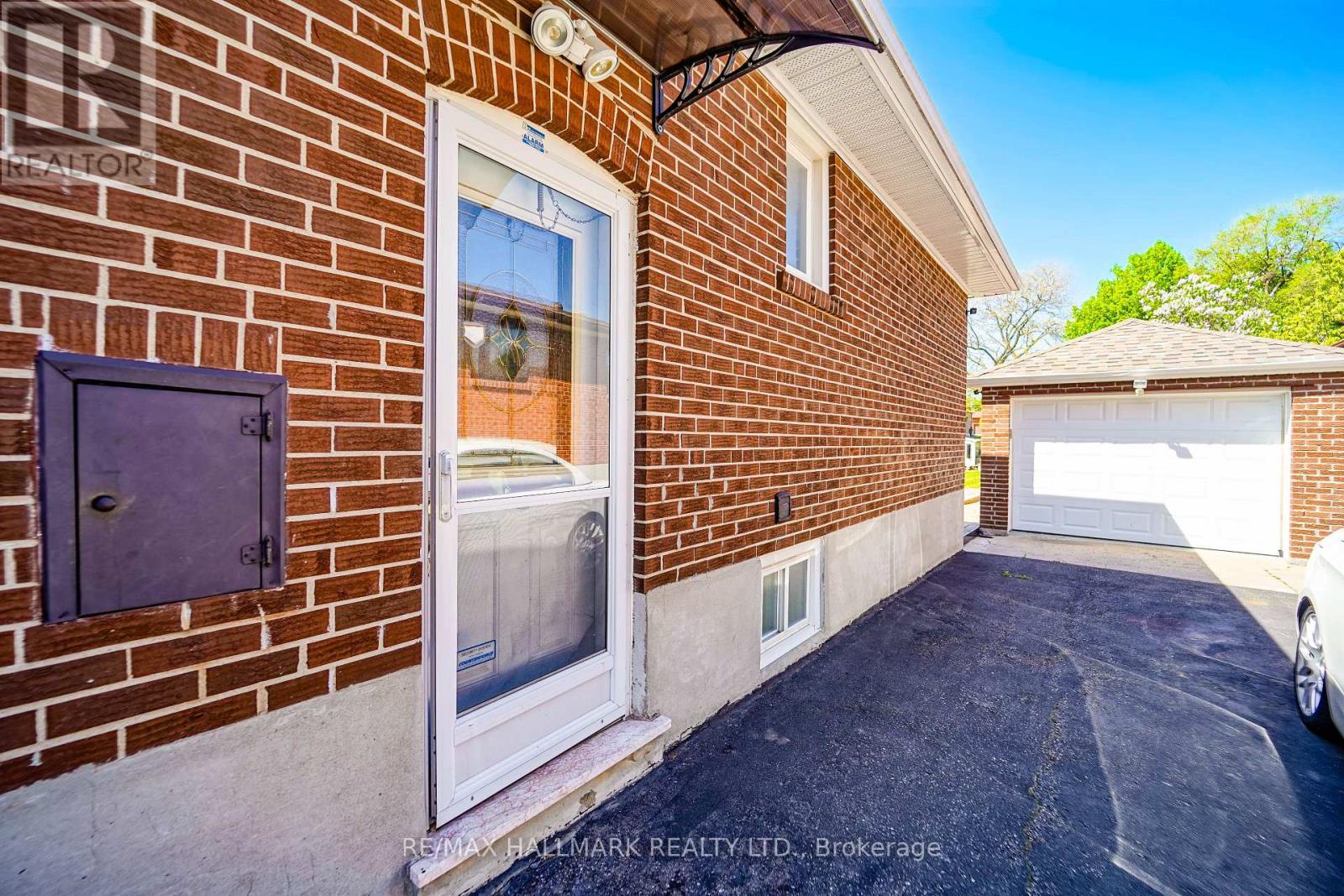 20 Elinor Avenue, Toronto (wexford-maryvale), Ontario
