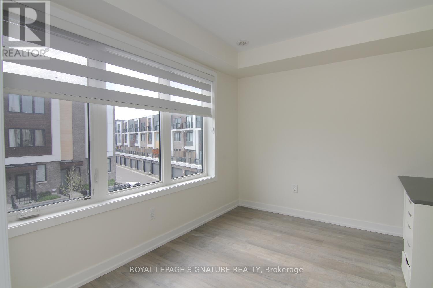 2 - 90 Stanley Greene Boulevard, Toronto (downsview-roding-cfb), Ontario