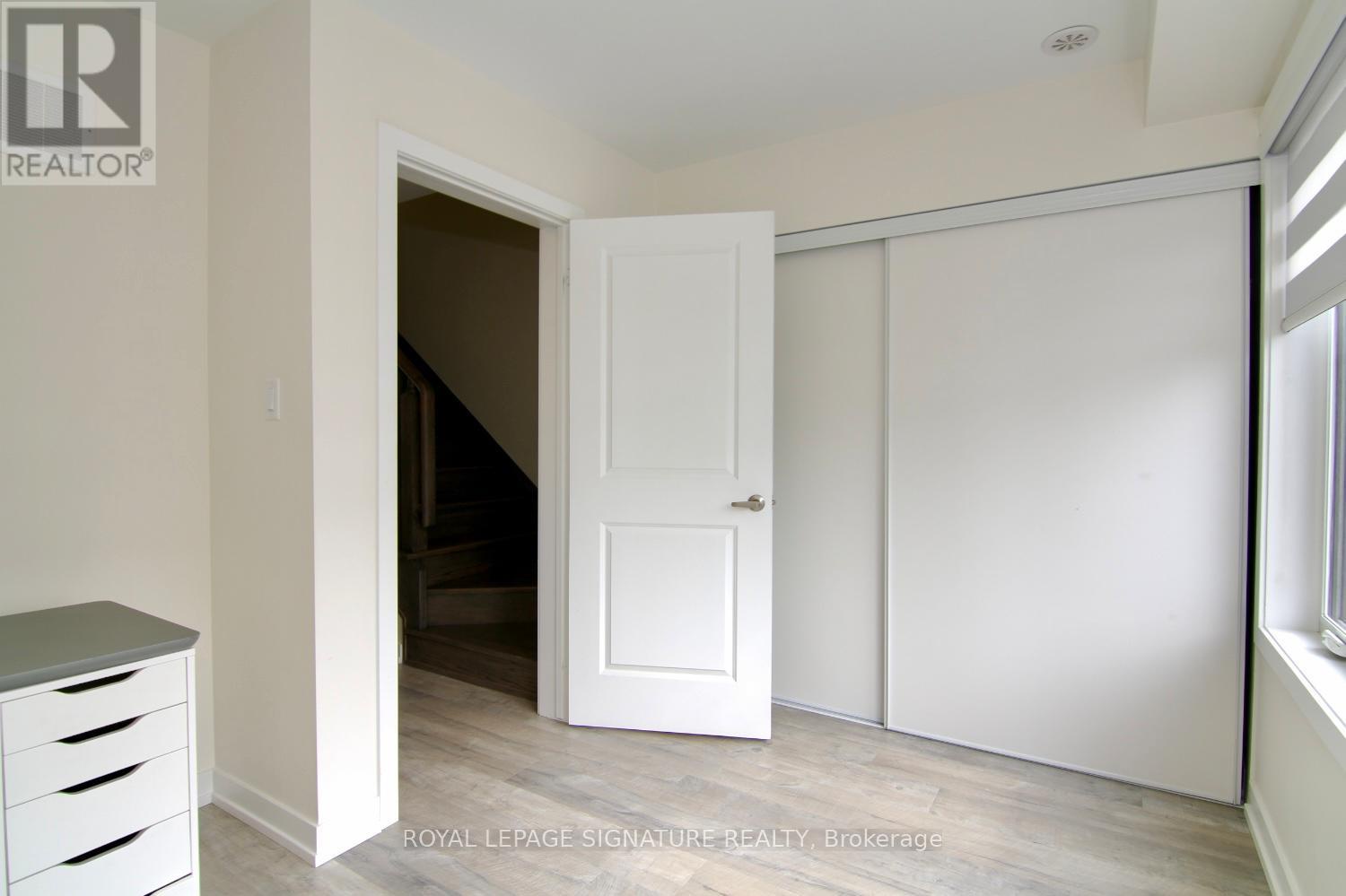 2 - 90 Stanley Greene Boulevard, Toronto (downsview-roding-cfb), Ontario