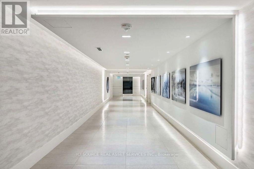 1009 - 30 Gibbs Road, Toronto (islington-city Centre West), Ontario