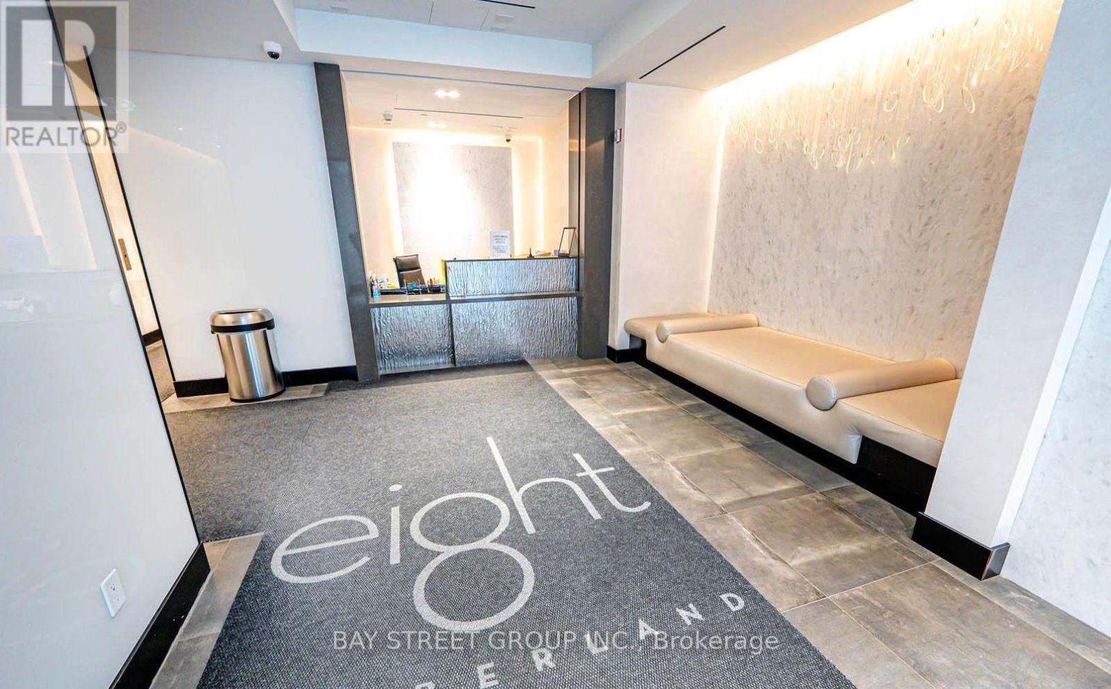 2009 - 8 Cumberland Street, Toronto (annex), Ontario