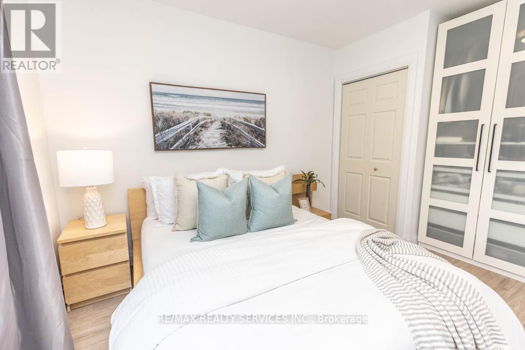 126 Roebuck Drive, Toronto (kennedy Park), Ontario