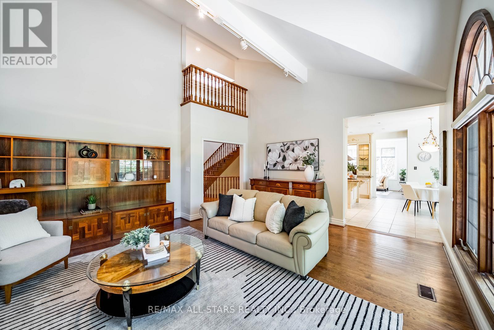 41 Deepwood Crescent, Toronto (banbury-don Mills), Ontario