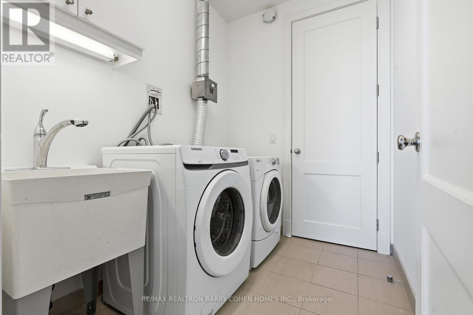 4502 - 183 Wellington Street W, Toronto (waterfront Communities), Ontario