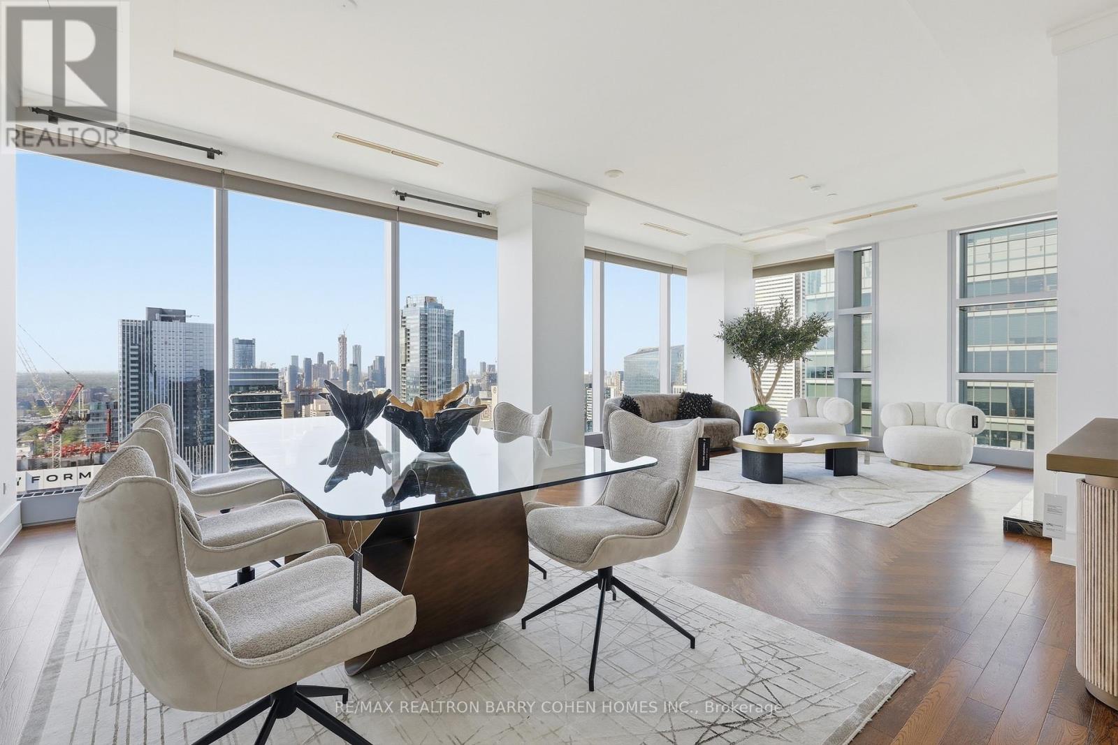 4502 - 183 Wellington Street W, Toronto (waterfront Communities), Ontario