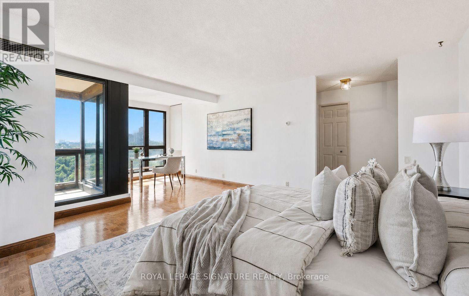 805 - 3 Concorde Place, Toronto (banbury-don Mills), Ontario