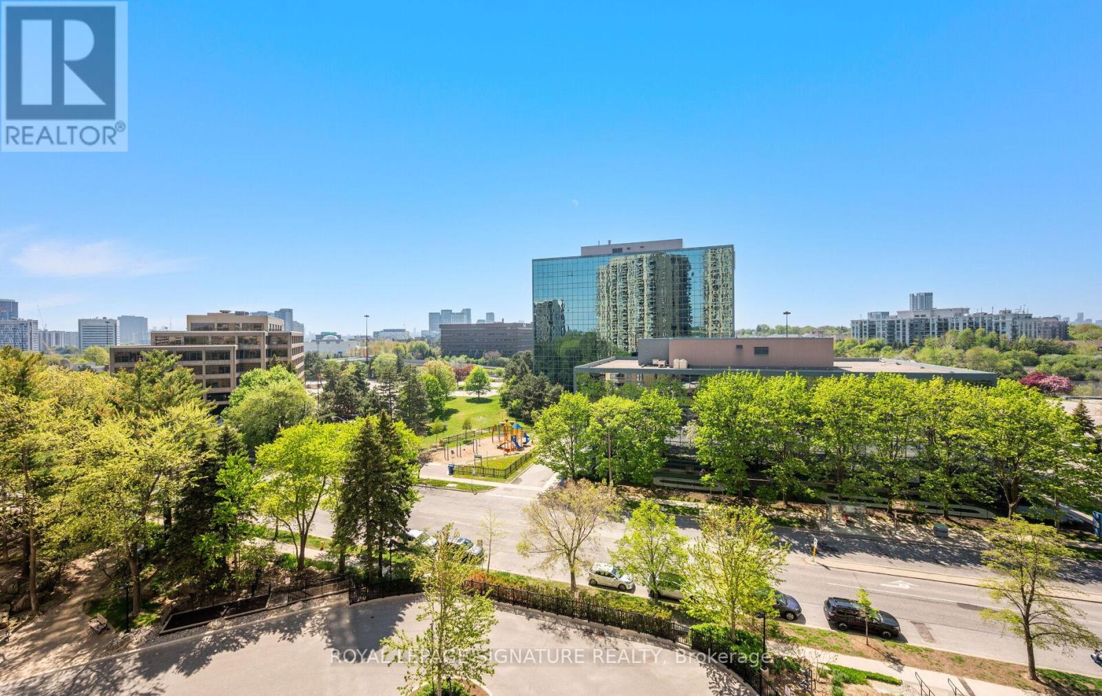 805 - 3 Concorde Place, Toronto (banbury-don Mills), Ontario