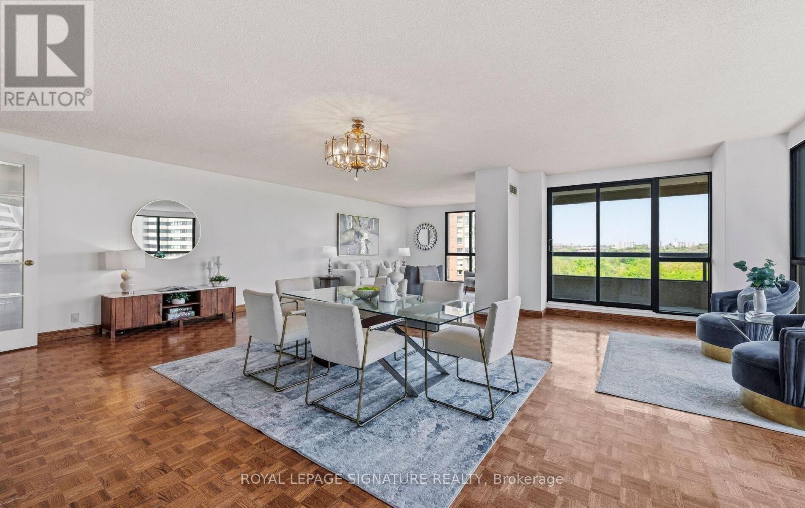 805 - 3 Concorde Place, Toronto (banbury-don Mills), Ontario