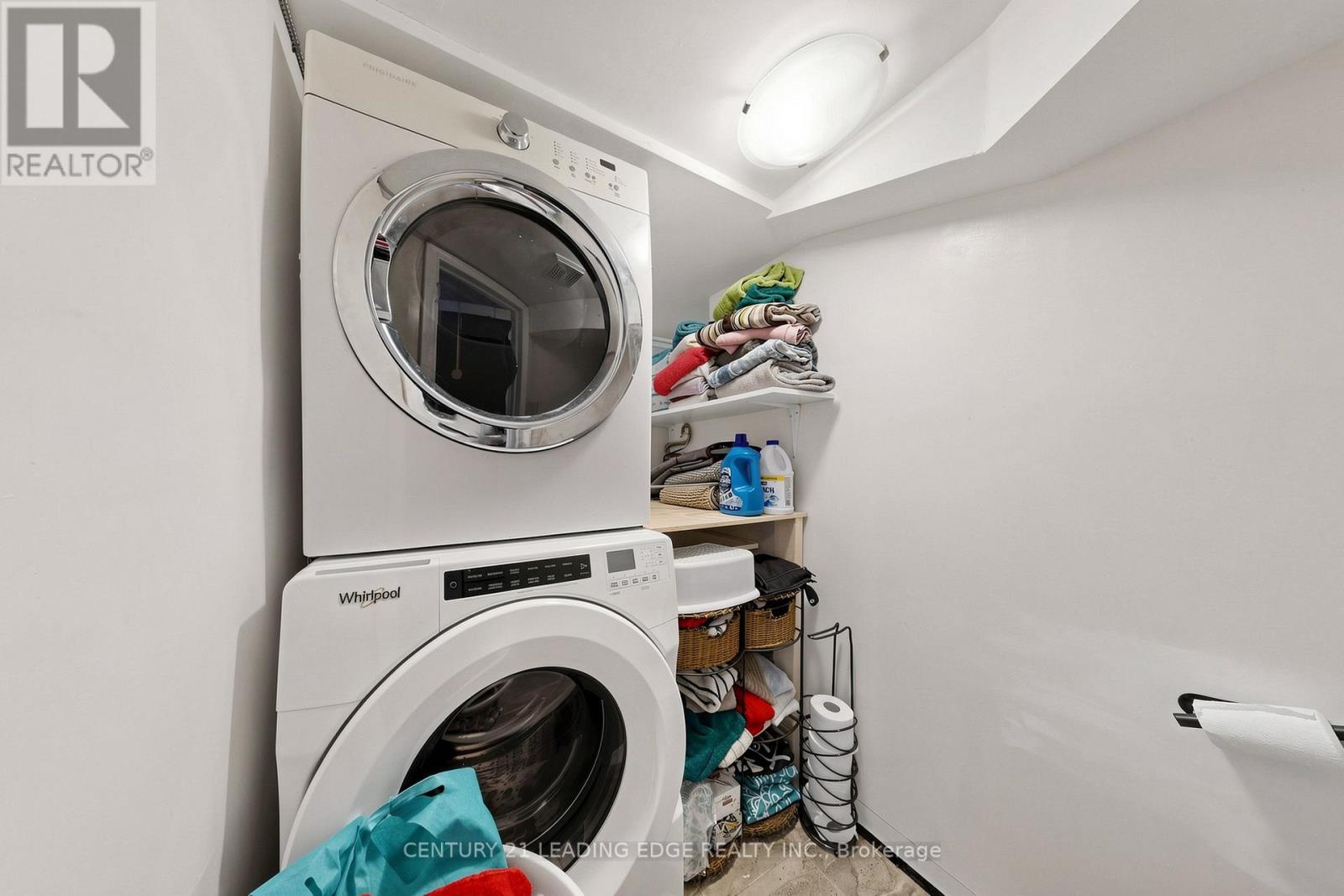 395 Rhodes Avenue, Toronto (greenwood-coxwell), Ontario
