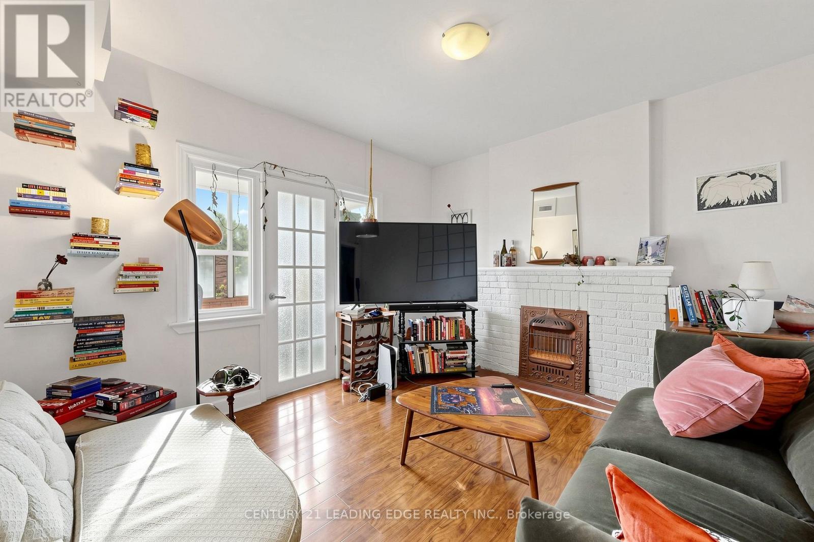 395 Rhodes Avenue, Toronto (greenwood-coxwell), Ontario