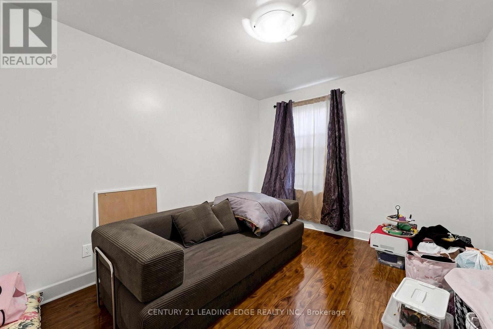 395 Rhodes Avenue, Toronto (greenwood-coxwell), Ontario